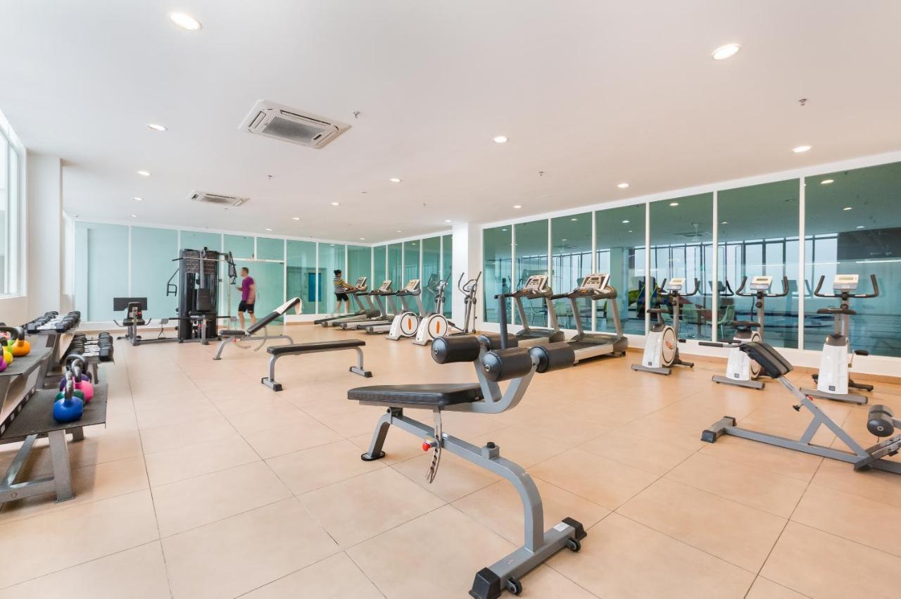جوهر بهرو Seasons Luxury Apartment By Jk Home المظهر الخارجي الصورة